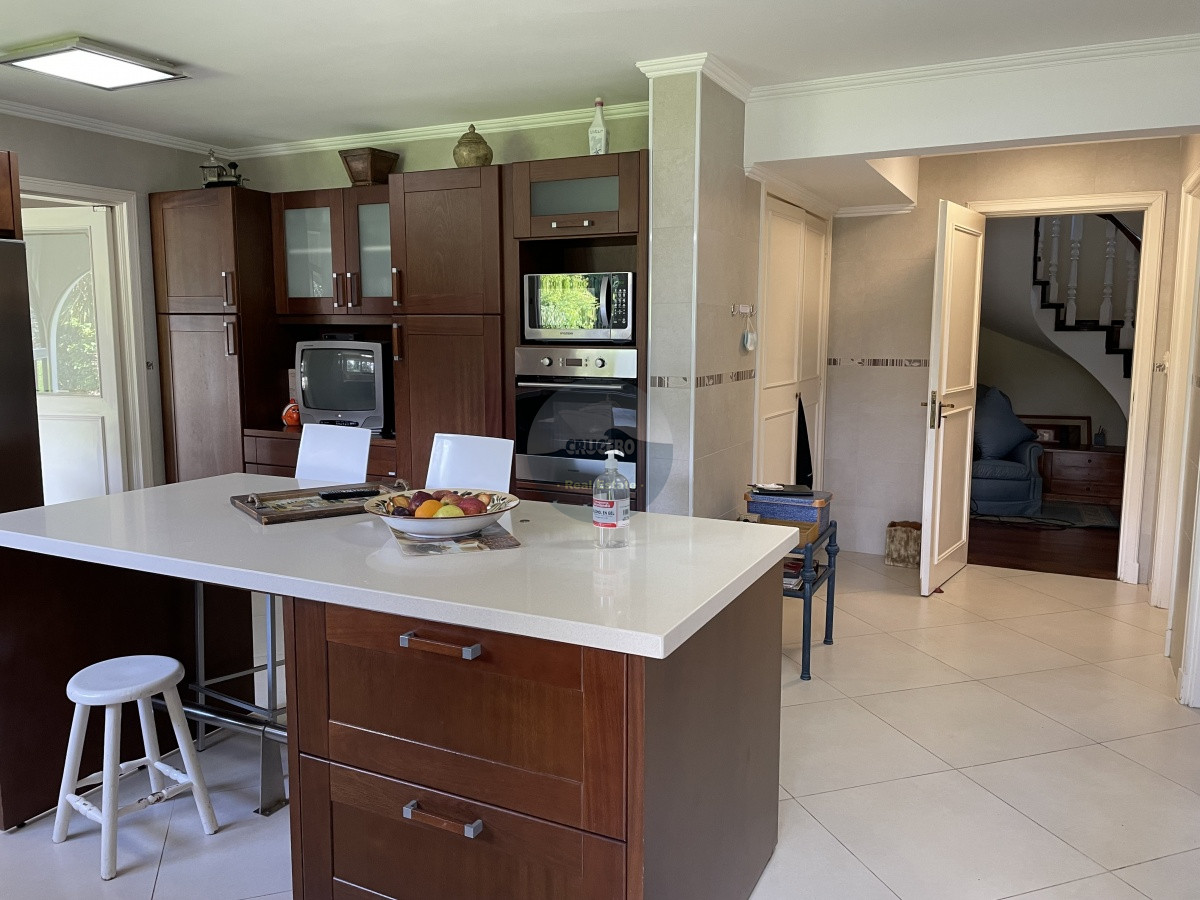 Casa ID.6567 - CASA EN VENTA EN LUGANO 3 DORMITORIOS