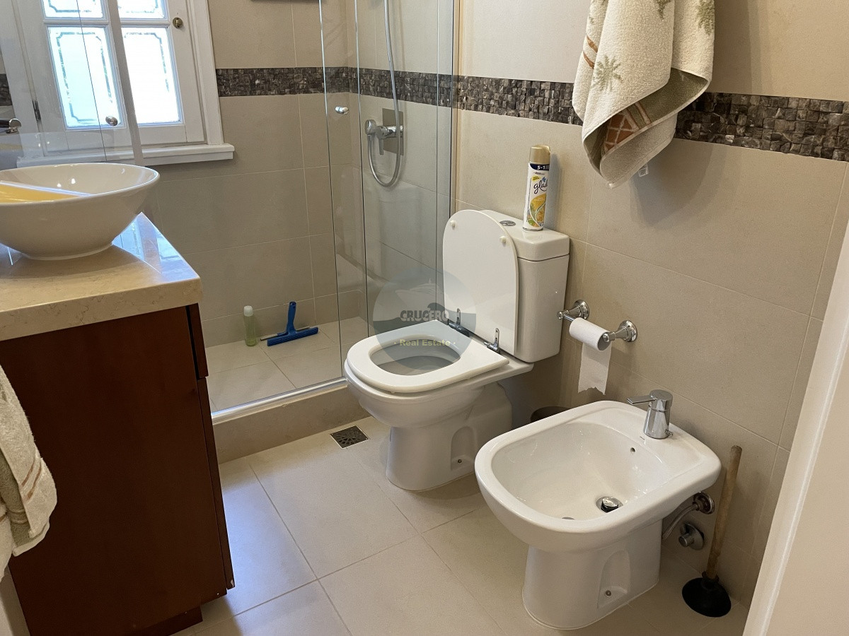 Casa ID.6567 - CASA EN VENTA EN LUGANO 3 DORMITORIOS