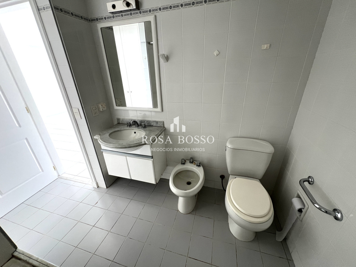 Apartamento ID.9705 - Venta apartamento de 1 dormitorio,  mansa.