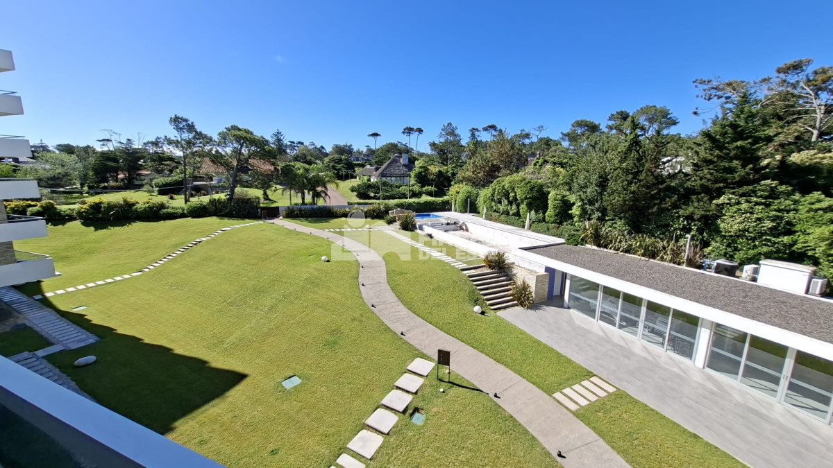 Apartamento ID.2559/Excepcional-plata-en-primera-linea-mansa- - Excepcional plata en primera linea mansa 