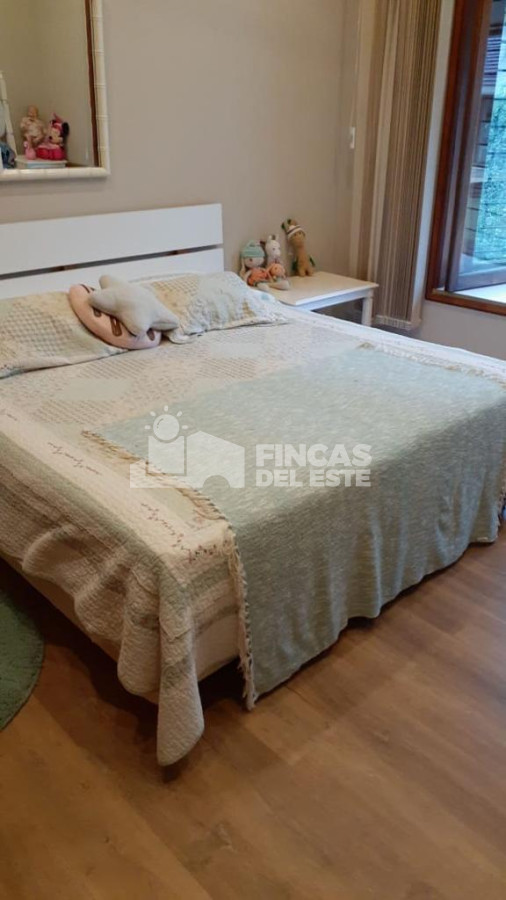 Casa ID.2497/Excelente-casa-de-5-dormitorios-en-lugano-PUNTA-DEL-ESTE - Excelente casa de 5 dormitorios en lugano PUNTA DEL ESTE