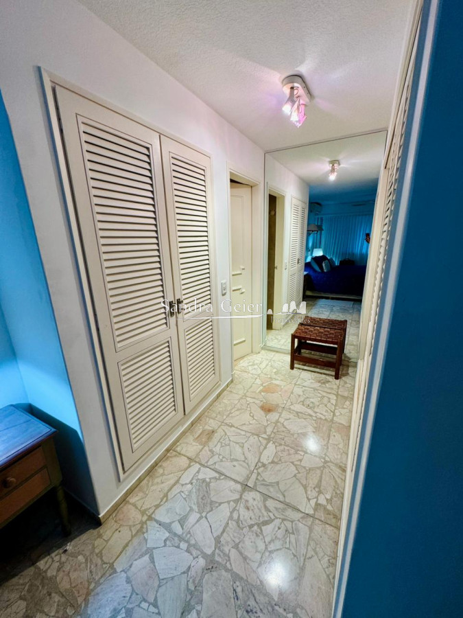 Apartamento ID.2843 -  VENTA primera linea mansa I Marangatu