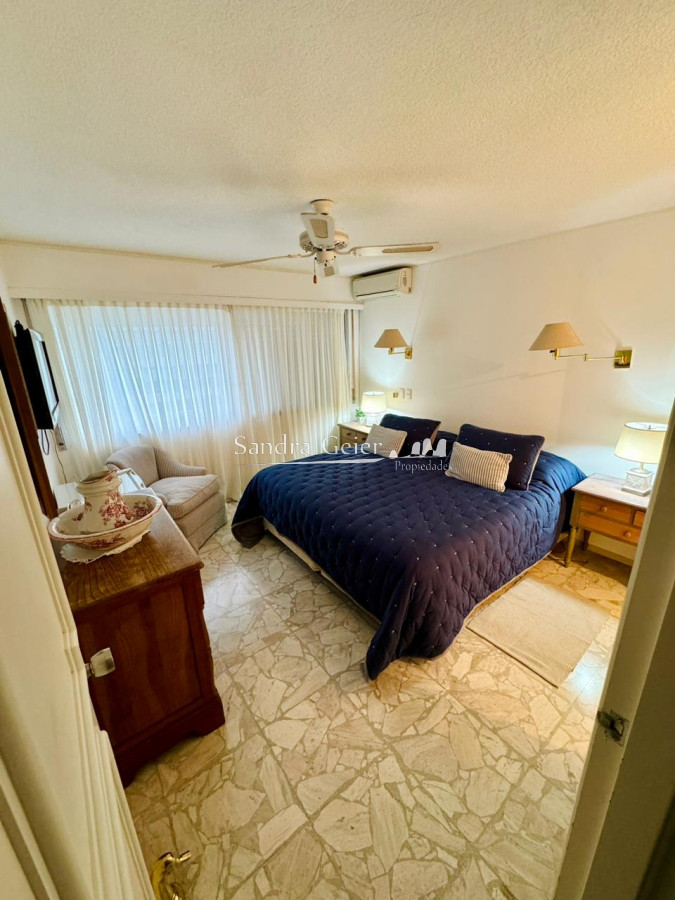 Apartamento ID.2843 -  VENTA primera linea mansa I Marangatu