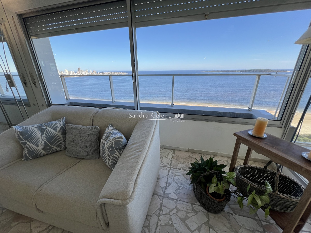 Apartamento ID.2843 -  VENTA primera linea mansa I Marangatu