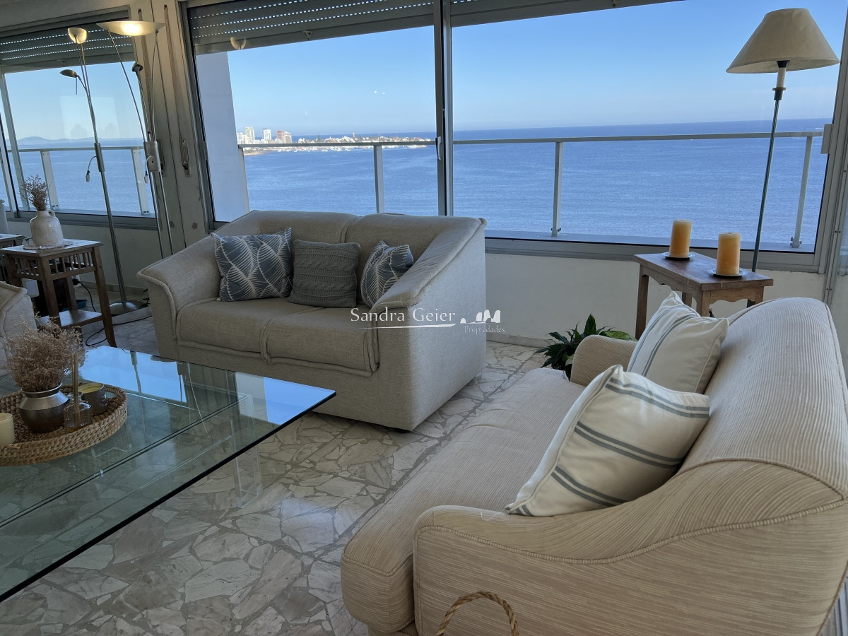 Apartamento ID.2843 -  VENTA primera linea mansa I Marangatu