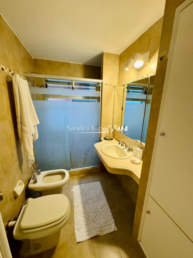 Apartamento ID.2843 -  VENTA primera linea mansa I Marangatu