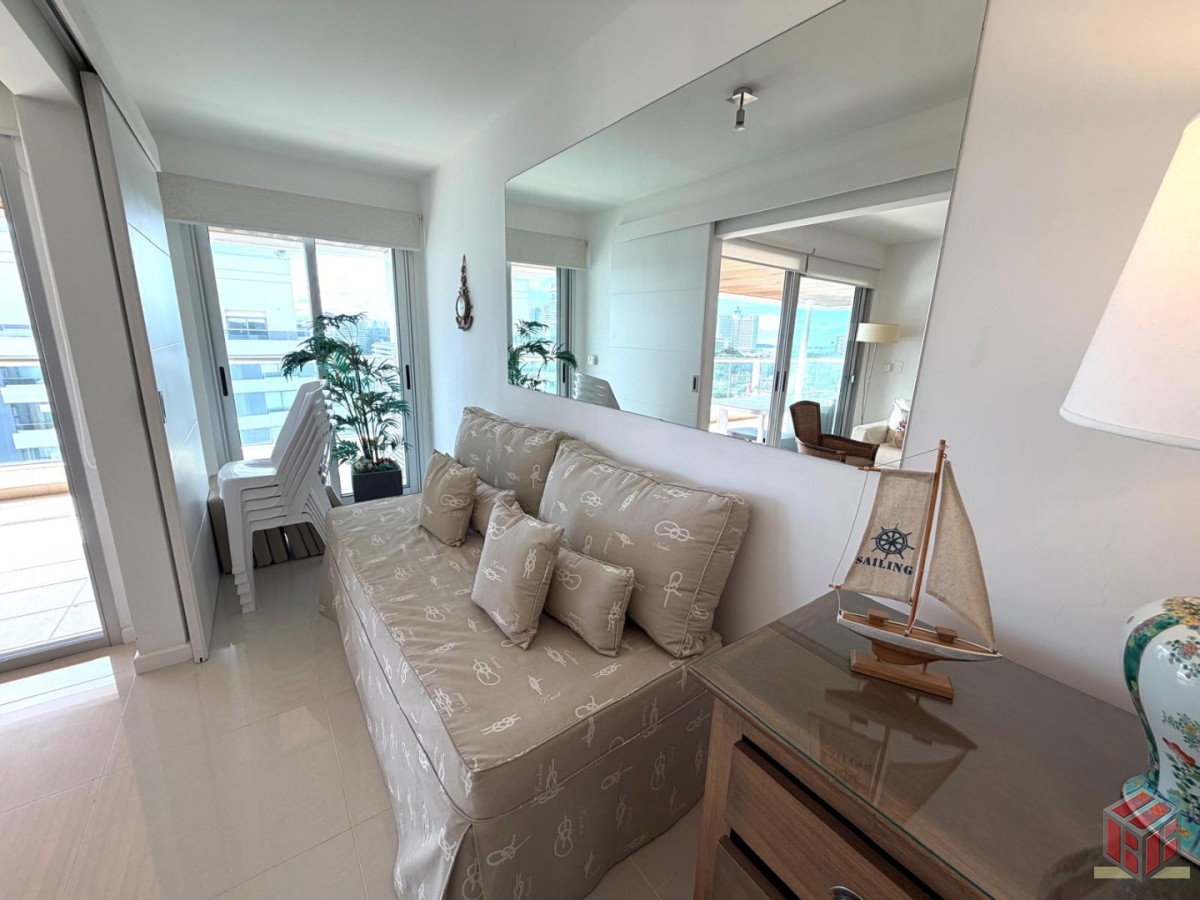 Apartamento ID.9085 - espectacular apartamento en venta en playa brava, 2 dormitorios y medio.