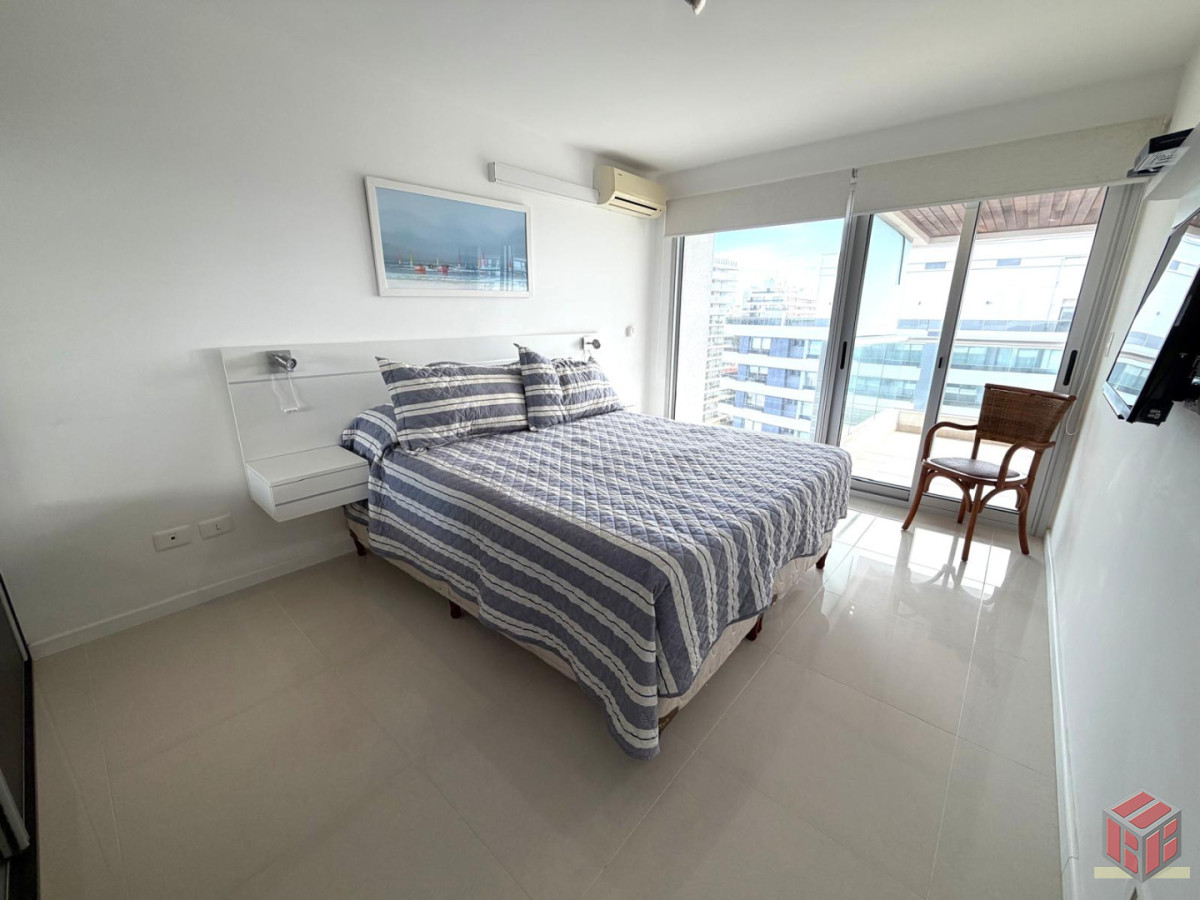 Apartamento ID.9085 - espectacular apartamento en venta en playa brava, 2 dormitorios y medio.