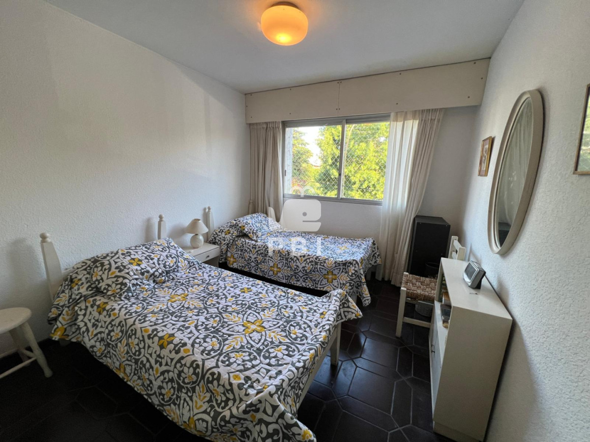 cGVuaW5zdWxhLCBlbiB2ZW50YSBhcGFydGFtZW50byAxIGRvcm1pdG9yaW8geSAxLzIgIC0gUE9TSVRBTk8gLSBSZWYgOiBQQkkxNTU1MA==