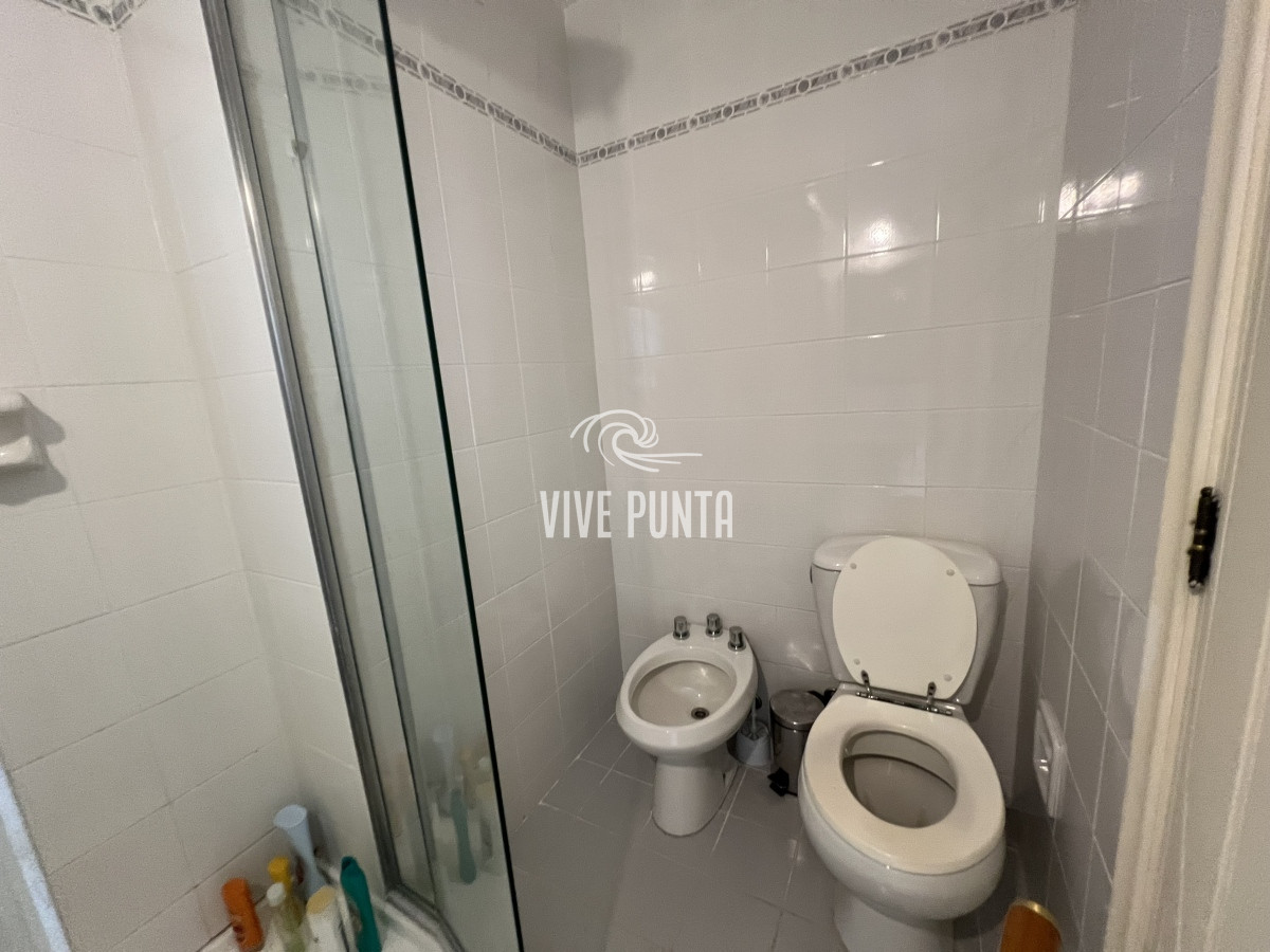 Apartamento ID.670 - Playa Mansa 