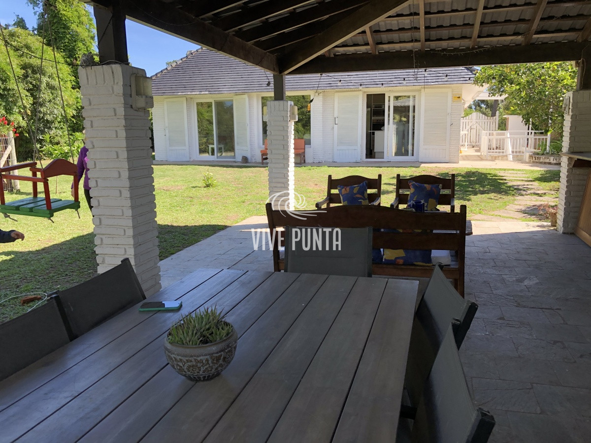 Casa ID.711 -  Casa en mansa parada 8