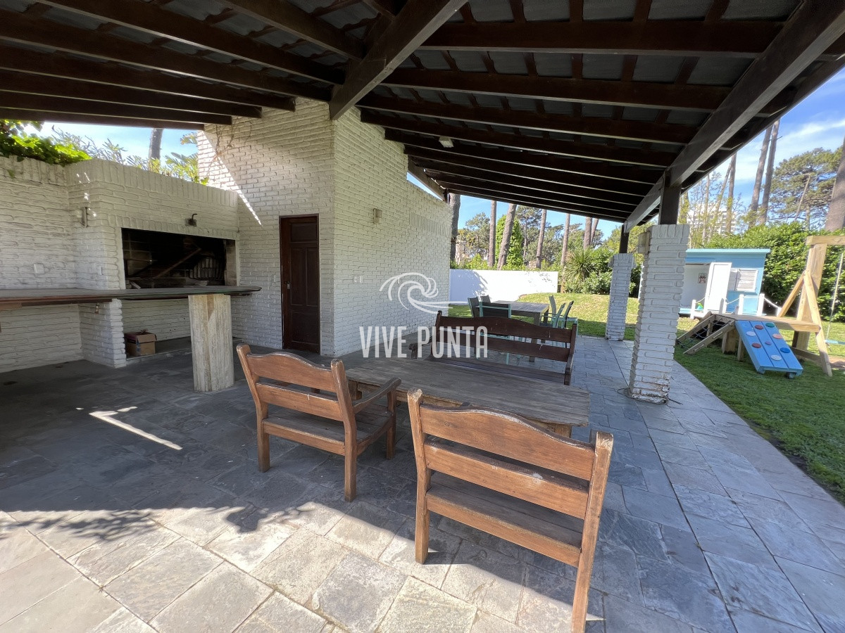 Casa ID.711 -  Casa en mansa parada 8