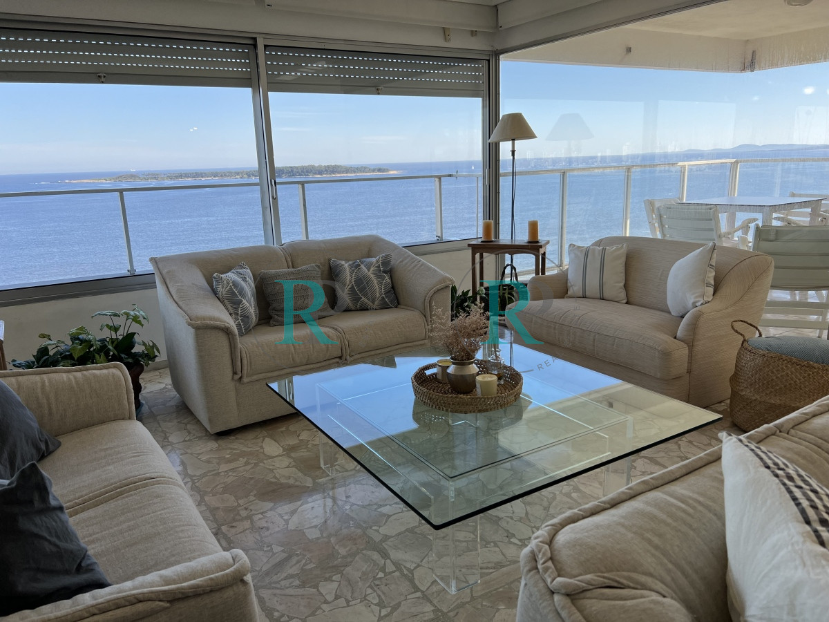 Apartamento ID.2302 - primera linea mansa