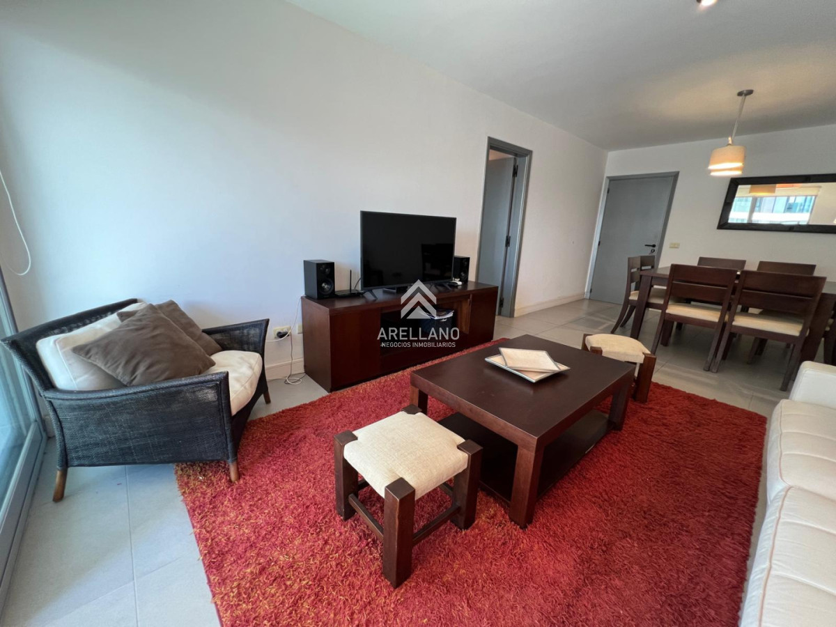 Apartamento ID.5845 - Venta Apartamento 2 dormitorios 2 baños - Punta del Este