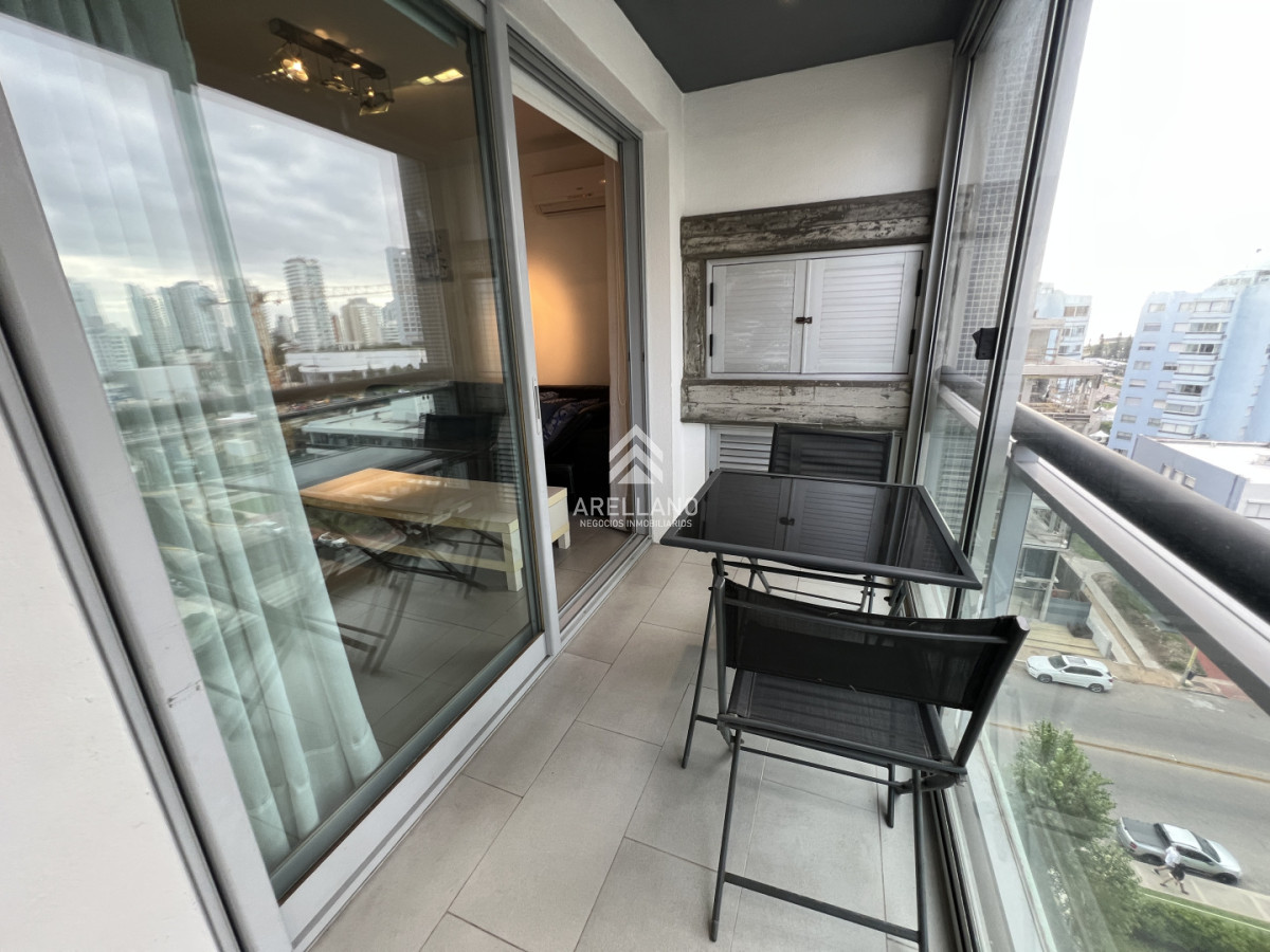 Apartamento ID.6177 - Venta Apartamento 2 dormitorios 2 baños Parrillero.