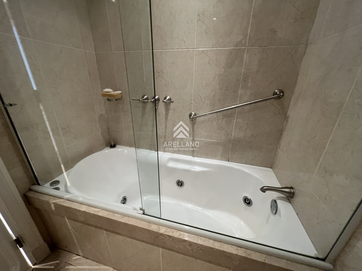 Apartamento ID.3963 - Alquiler temporada apartamento 3 dormitorios y dependencia 