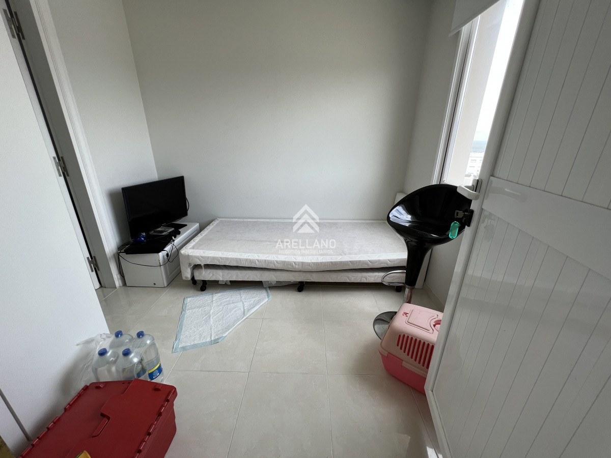 Apartamento ID.3963 - Alquiler temporada apartamento 3 dormitorios y dependencia 