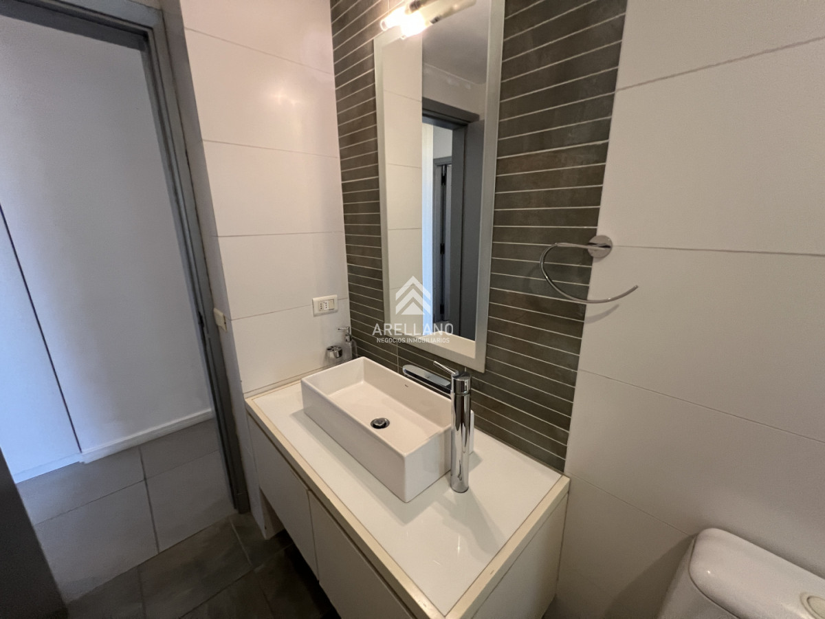 Apartamento ID.6177 - Venta Apartamento 2 dormitorios 2 baños Parrillero.