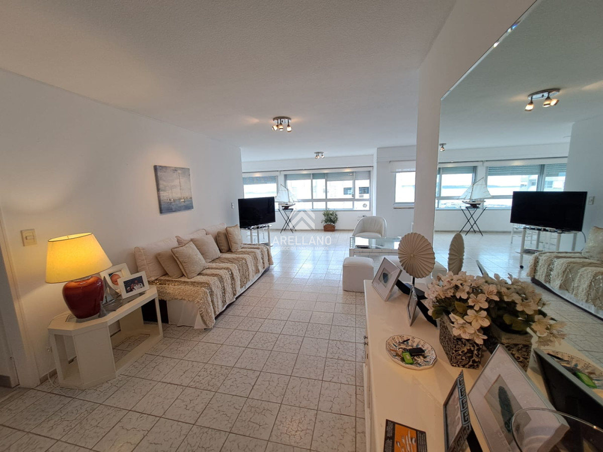 Apartamento ID.4393 - Venta apartamento 2 dormitorios 
