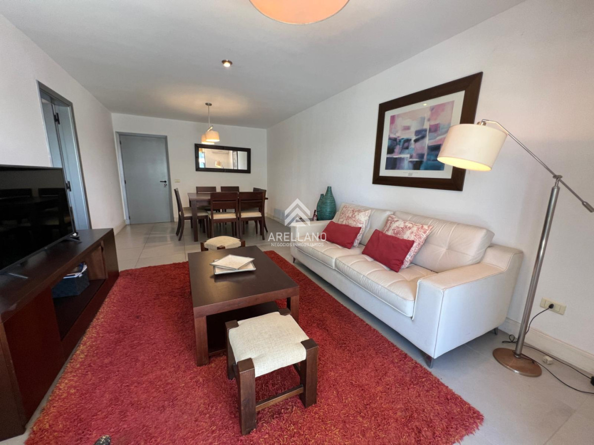 Apartamento ID.5845 - Venta Apartamento 2 dormitorios 2 baños - Punta del Este