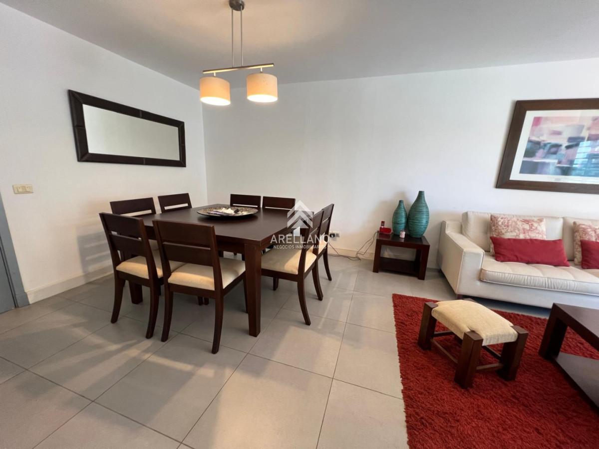 Apartamento ID.5845 - Venta Apartamento 2 dormitorios 2 baños - Punta del Este