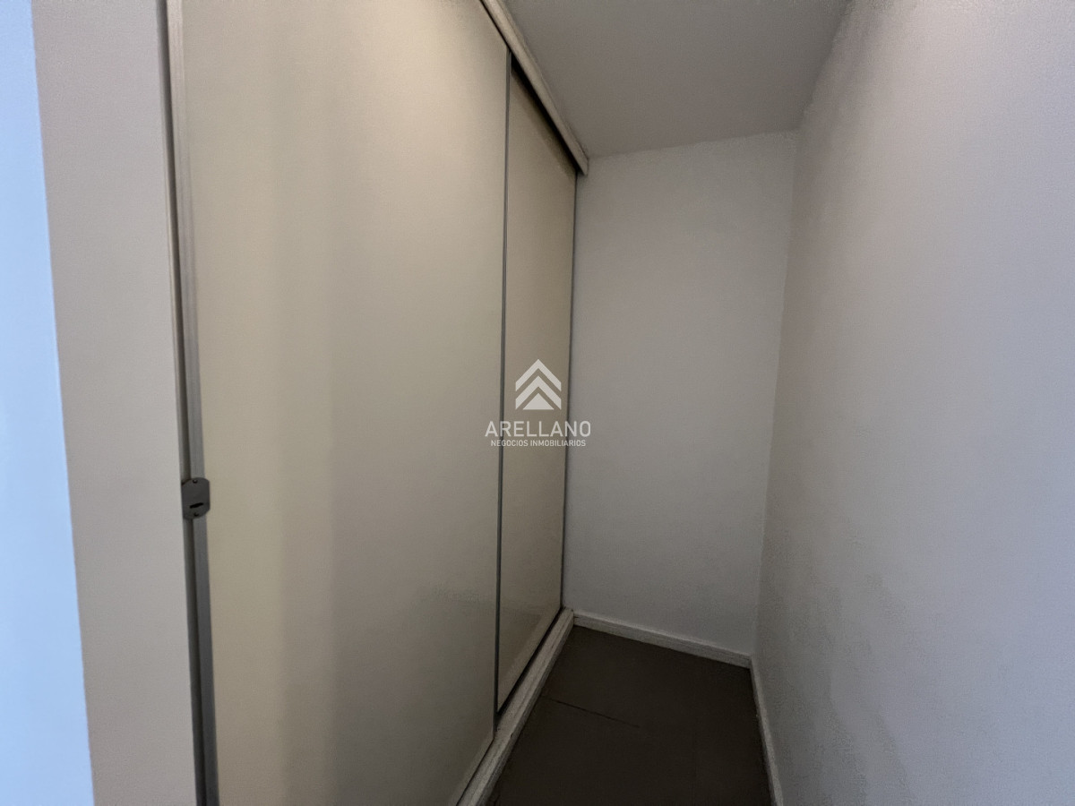 Apartamento ID.6177 - Venta Apartamento 2 dormitorios 2 baños Parrillero.