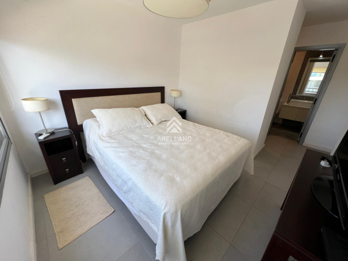 Apartamento ID.5845 - Venta Apartamento 2 dormitorios 2 baños - Punta del Este