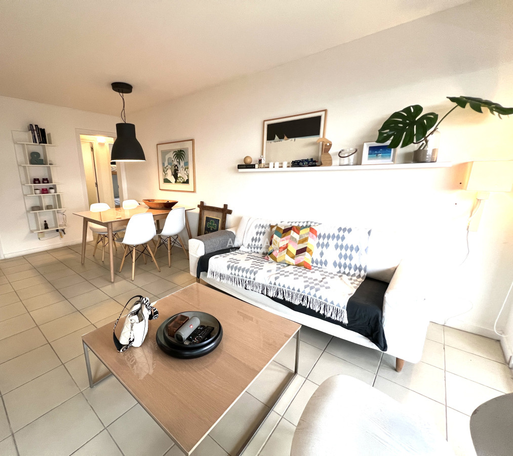 Apartamento ID.5406 - Venta apartamento 2 dormitorios Playa Brava 