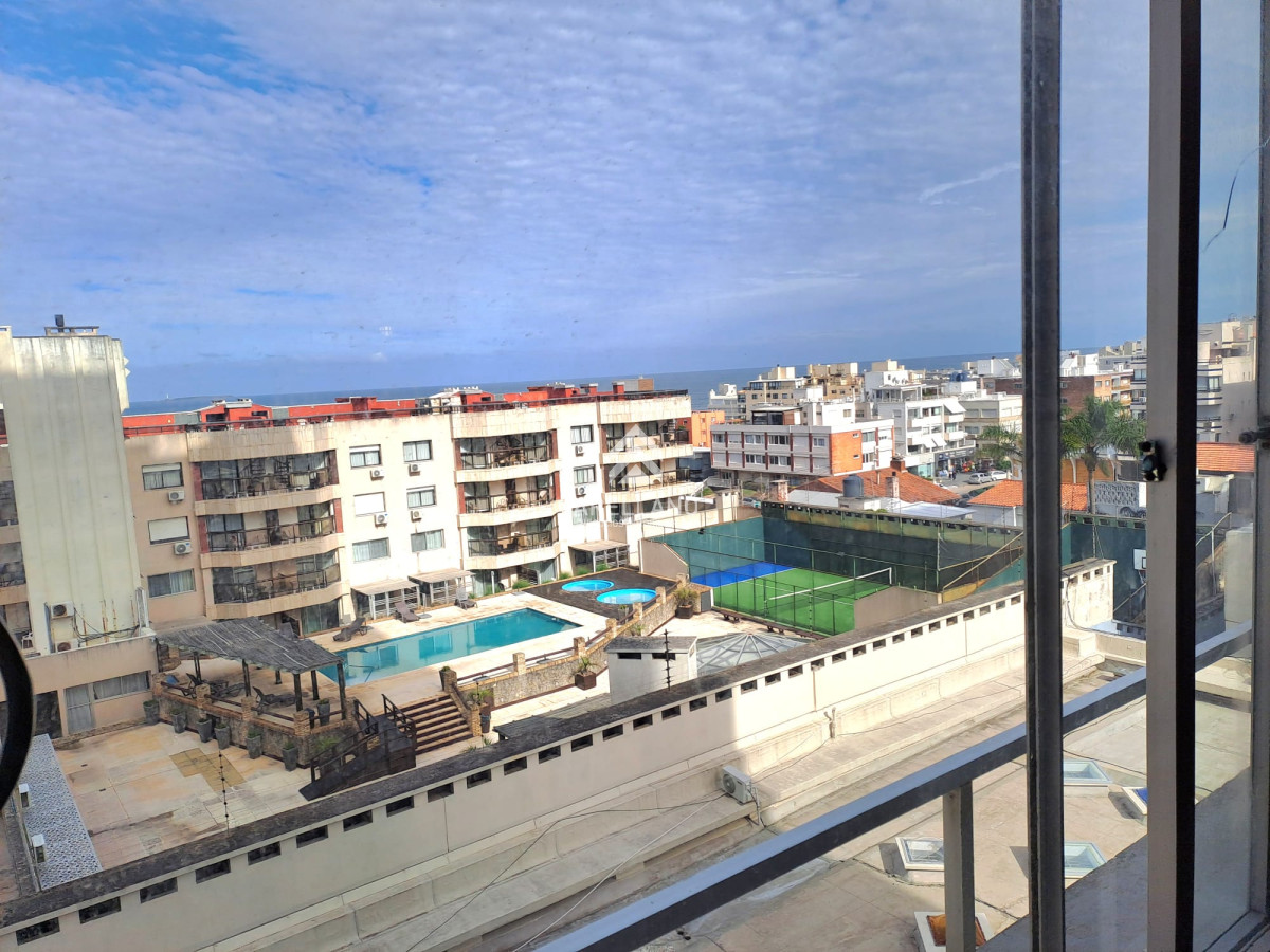 Apartamento ID.4532 - Venta apartamento 1 dormitorio y medio garaje.