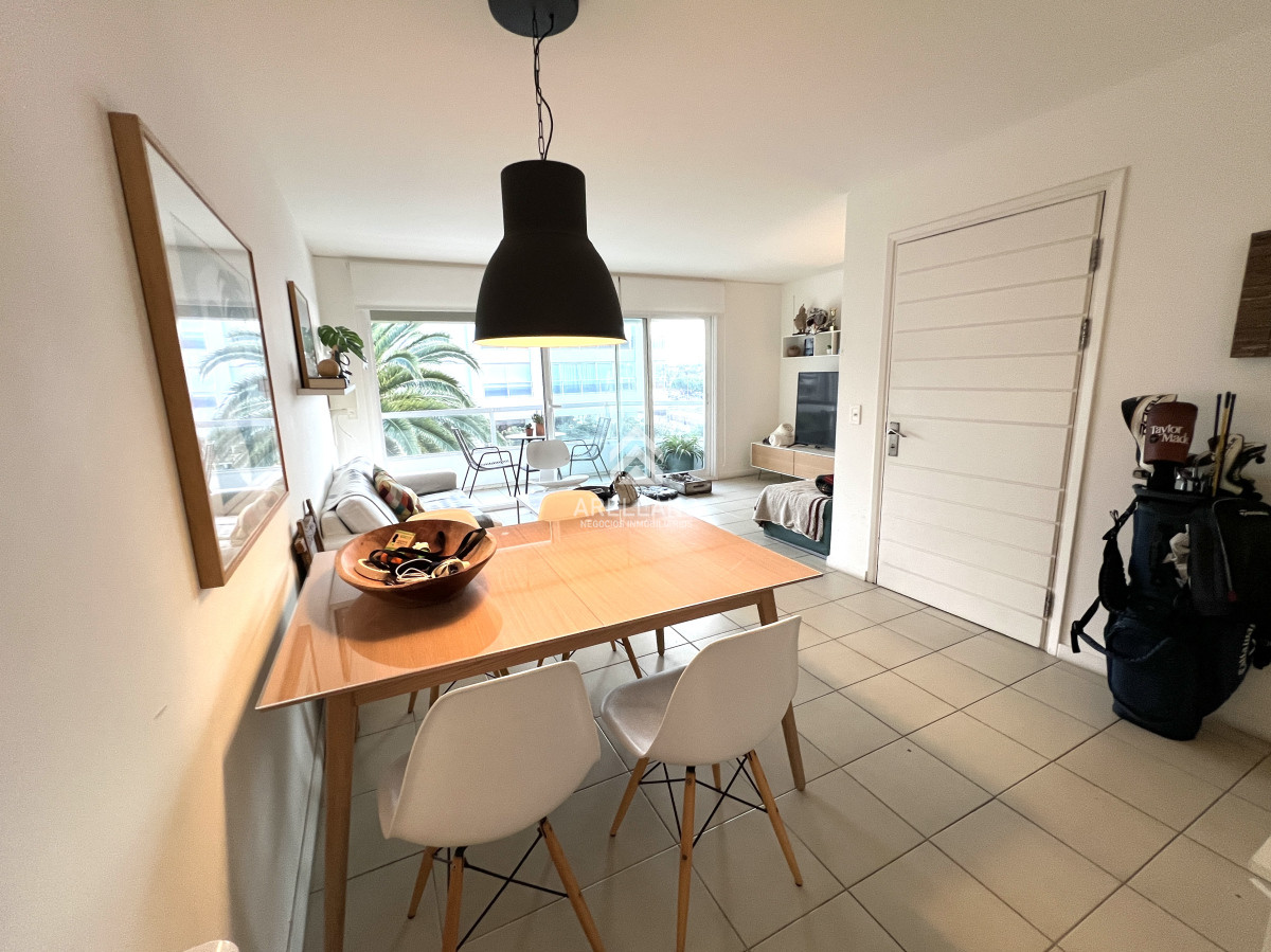 Apartamento ID.5406 - Venta apartamento 2 dormitorios Playa Brava 