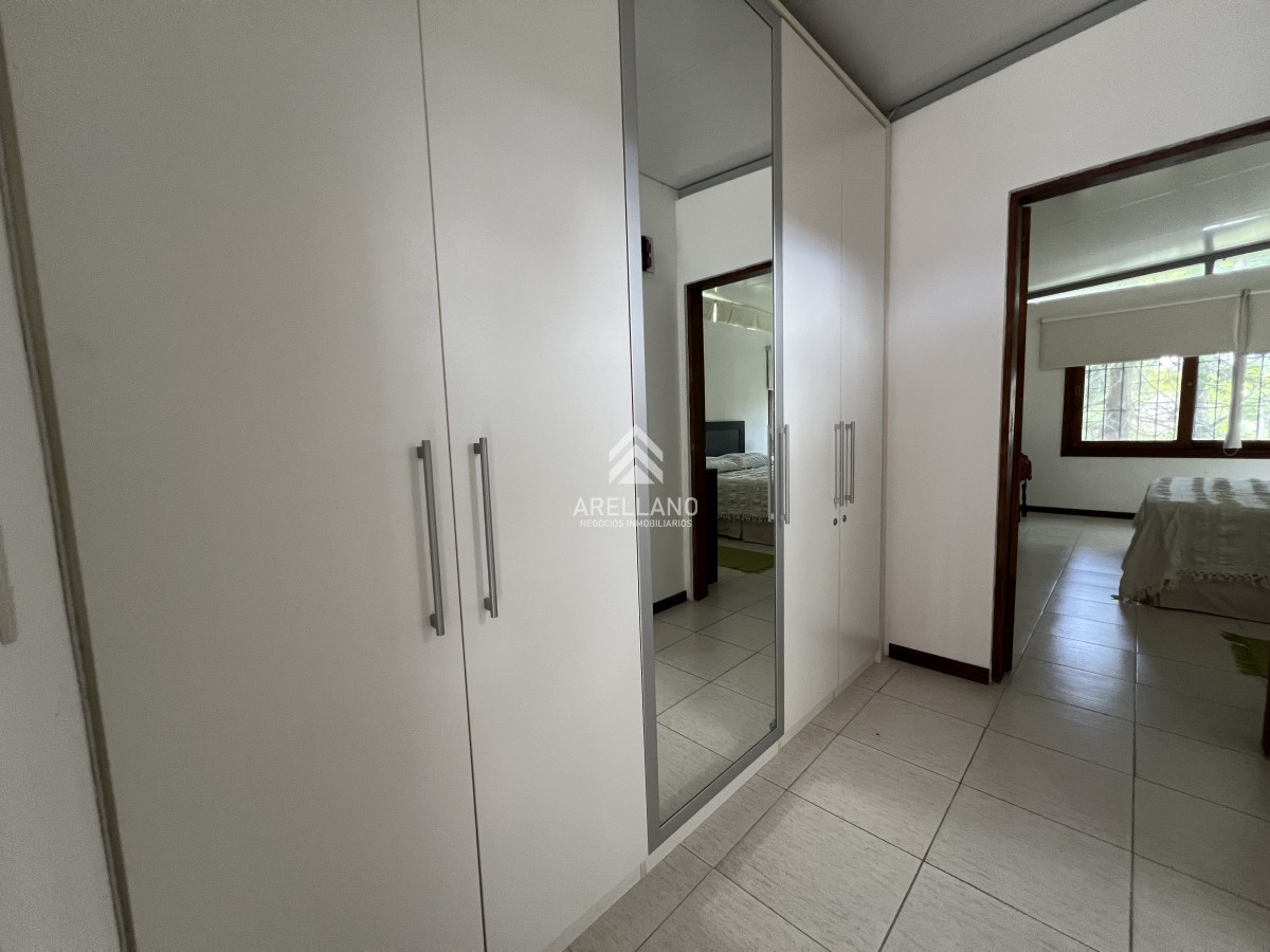 Casa ID.3359 - Alquiler temporal casa 3 dormitorios  Lugano - Punta del Este