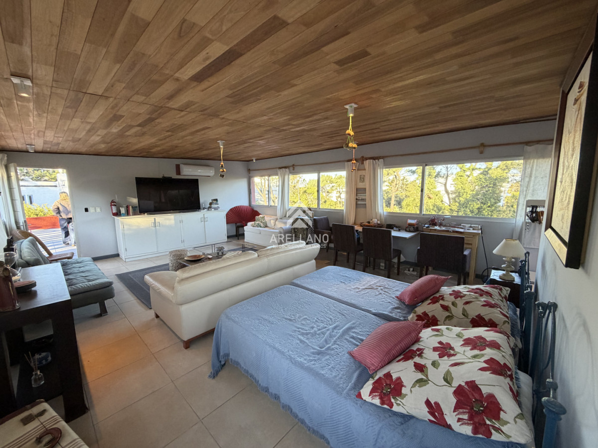 Casa ID.6486 - Venta casa 3 dormitorios y dependencia 