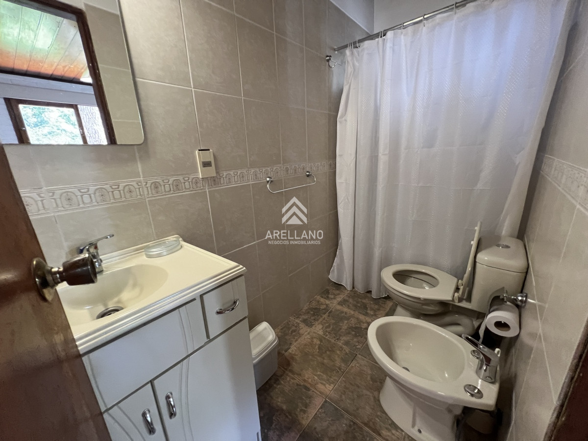 Casa ID.3359 - Alquiler temporal casa 3 dormitorios  Lugano - Punta del Este