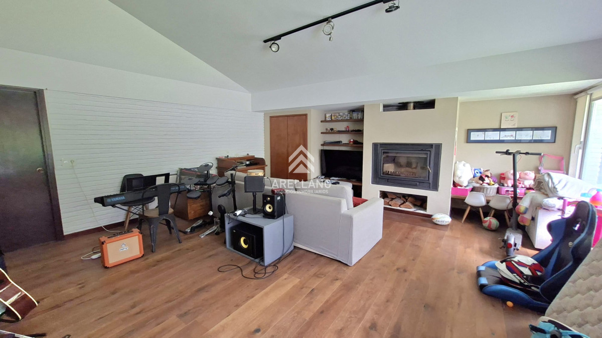 Casa ID.5790 - Venta casa 8 dormitorios 