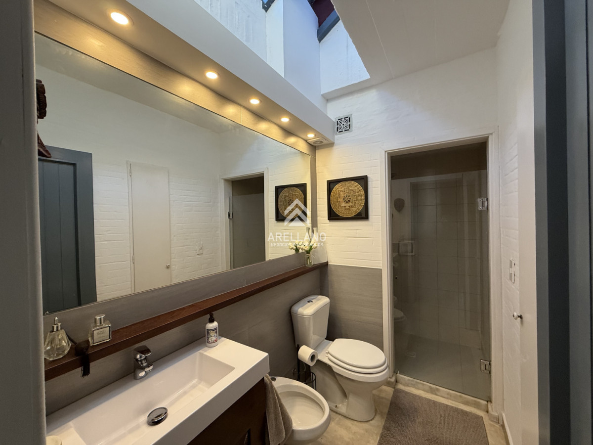 Casa ID.6486 - Venta casa 3 dormitorios y dependencia 