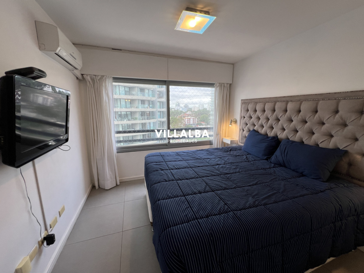 Apartamento ID.4449 - Apartamento de 2 dormitorios 2 baños, en venta. Parrillero.