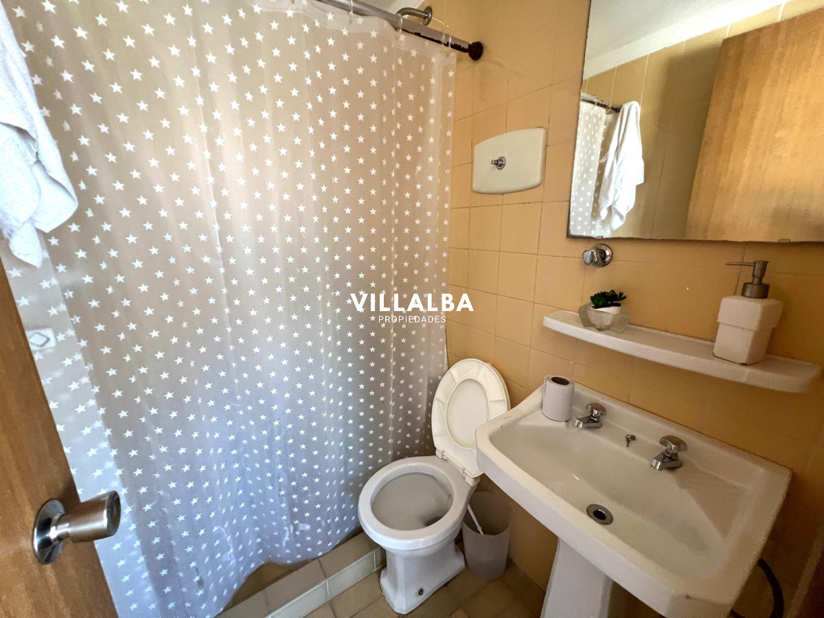 Apartamento ID.3630 - apartamento en venta zona shopping punta, 2 dormitorios y dependencia
