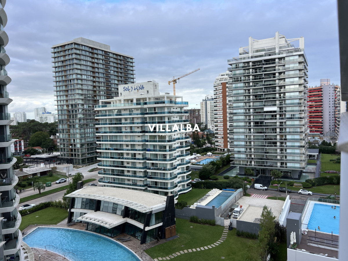 Apartamento ID.4449 - Apartamento de 2 dormitorios 2 baños, en venta. Parrillero.