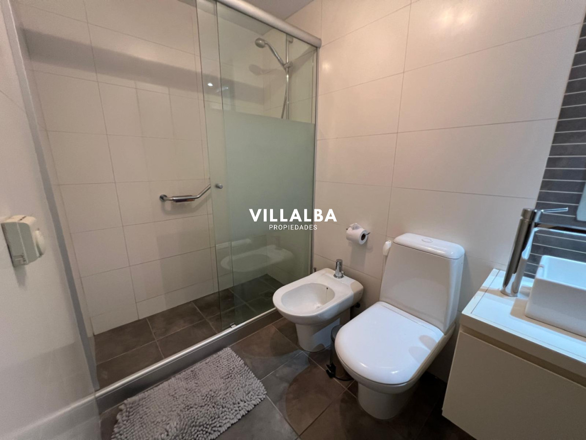 Apartamento ID.4067 - Apartamento de 2 dormitorios 2 baños en venta - Punta del Este