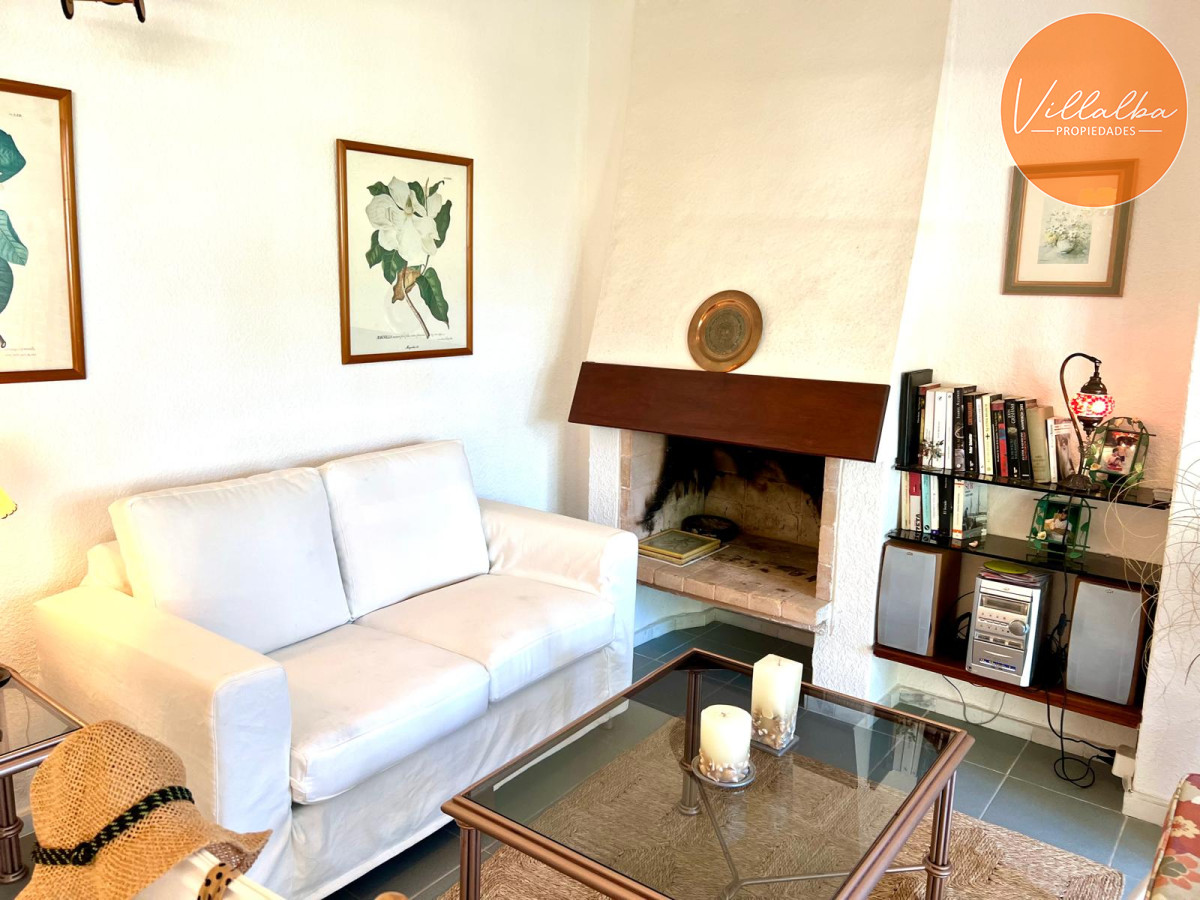 Apartamento ID.3502 - En venta, playa mansa, zona parada 16, de 3 dormitorios, con parrillero.