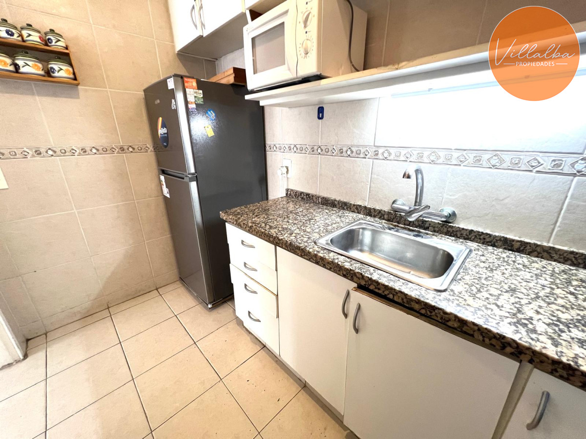 Apartamento ID.3498 - PARADA 2 DE PLAYA BRAVA 