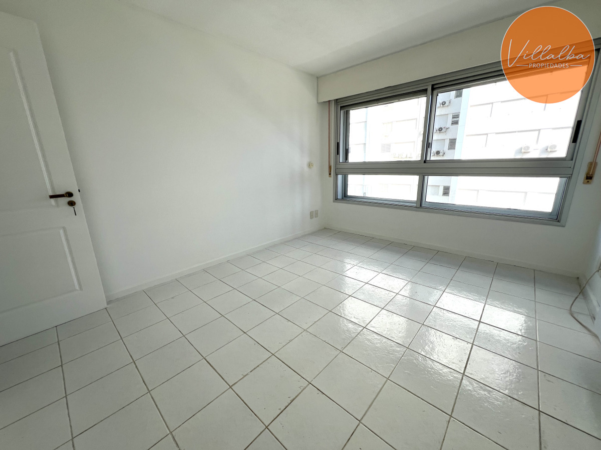Apartamento ID.3642 - Venta apartamento de 1 dormitorio,  mansa.