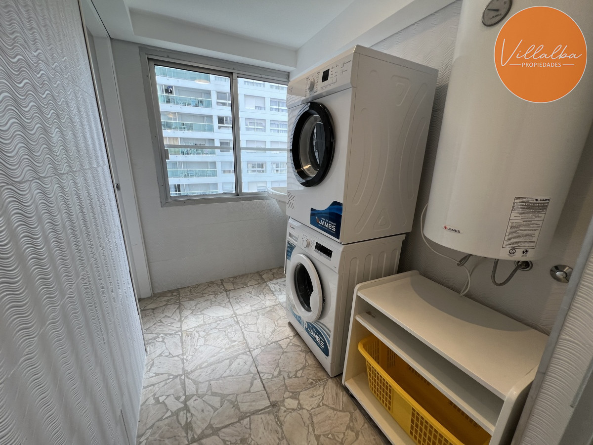 Apartamento ID.2187 - Frente al Mar, venta apartamento 2 dormitorios. 