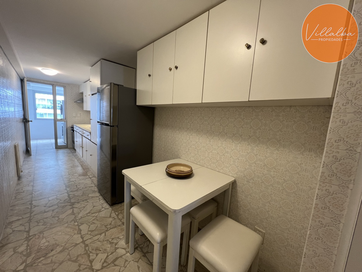 Apartamento ID.2187 - Frente al Mar, venta apartamento 2 dormitorios. 