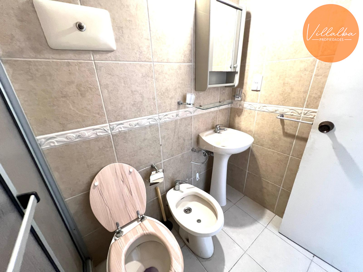 Apartamento ID.3498 - PARADA 2 DE PLAYA BRAVA 