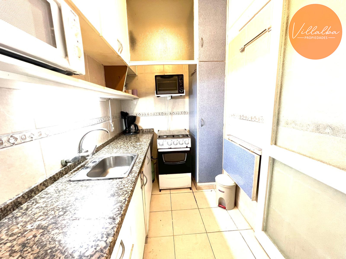 Apartamento ID.3498 - PARADA 2 DE PLAYA BRAVA 