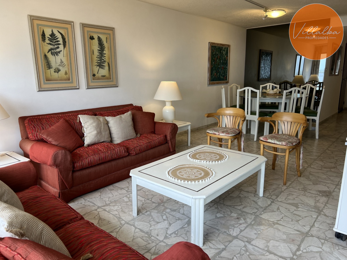 Apartamento ID.2187 - Frente al Mar, venta apartamento 2 dormitorios. 