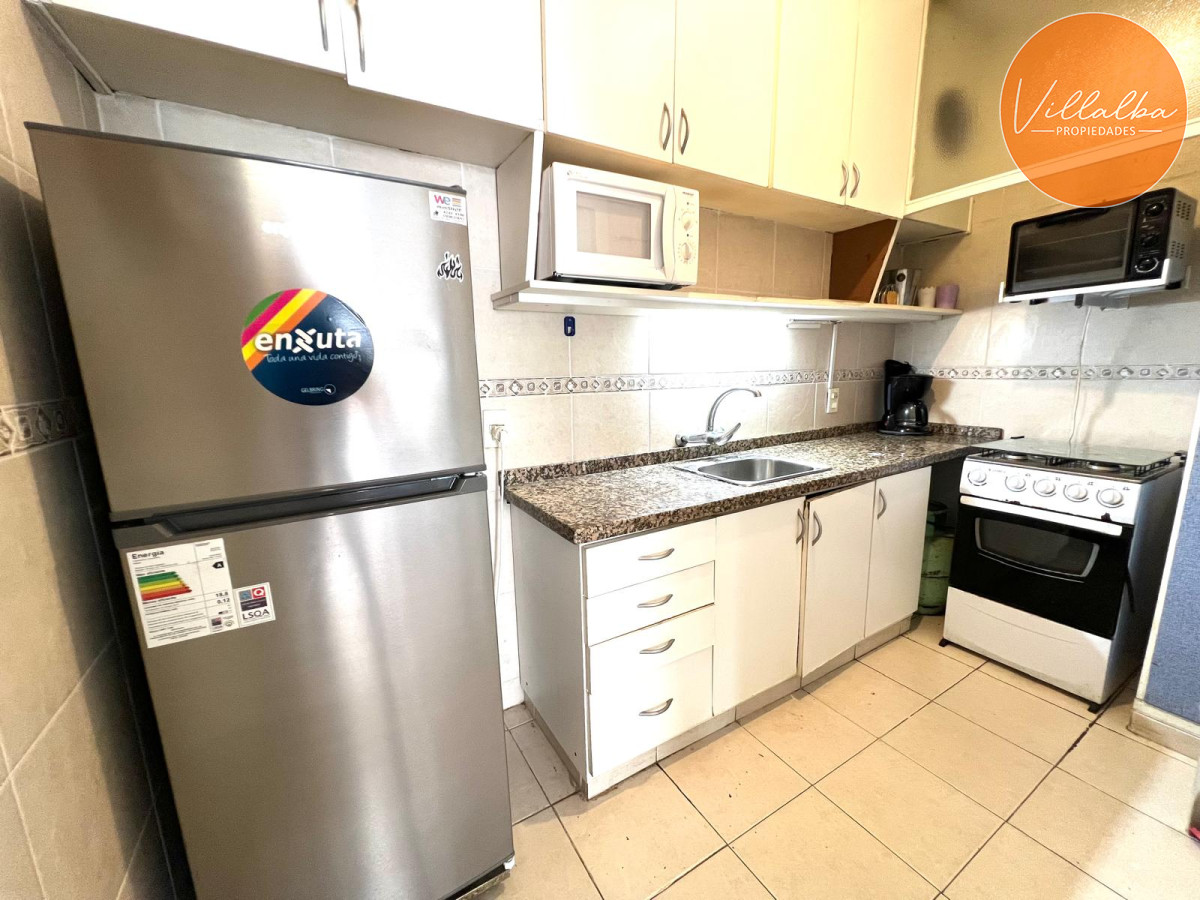 Apartamento ID.3498 - PARADA 2 DE PLAYA BRAVA 