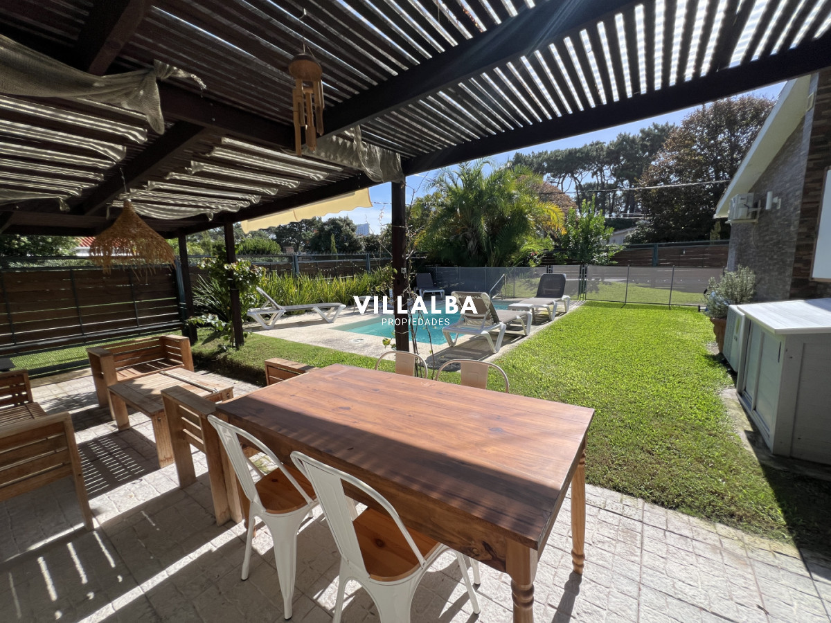 Casa ID.4396 - casa en venta en brava, aidy grill, punta del este