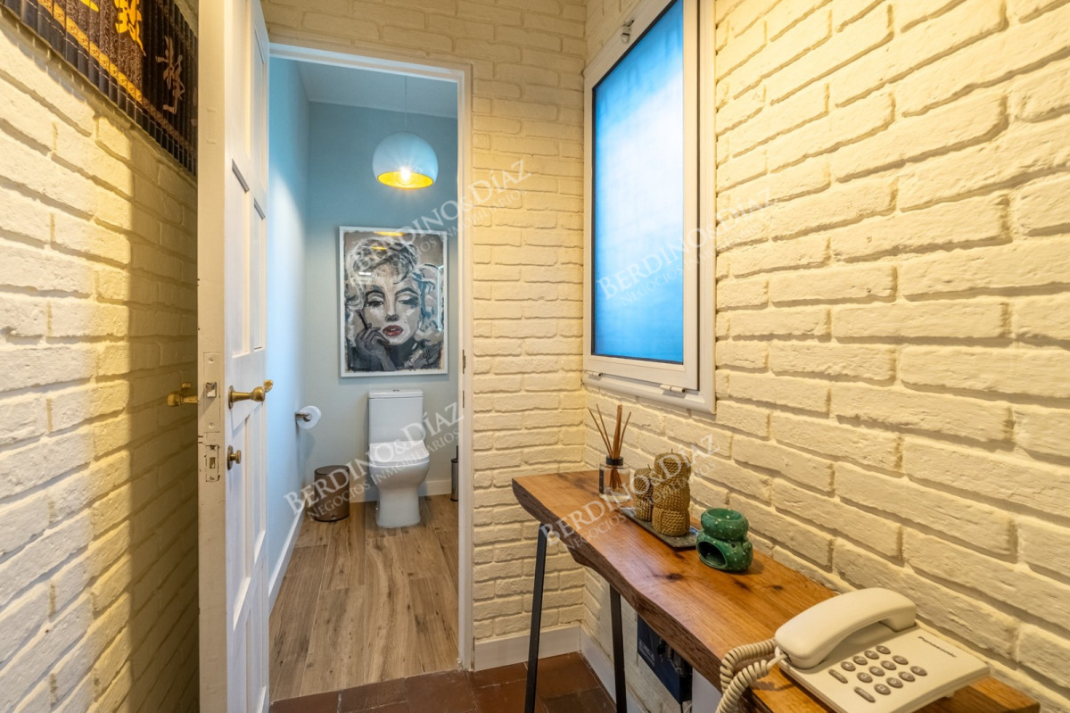 Casa ID.3142 - ESPECTACULAR CASA EN ZONA SHOPPING 